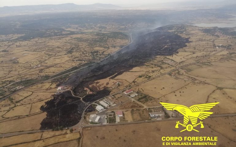 incendio-ghilarza-7-luglio (1)