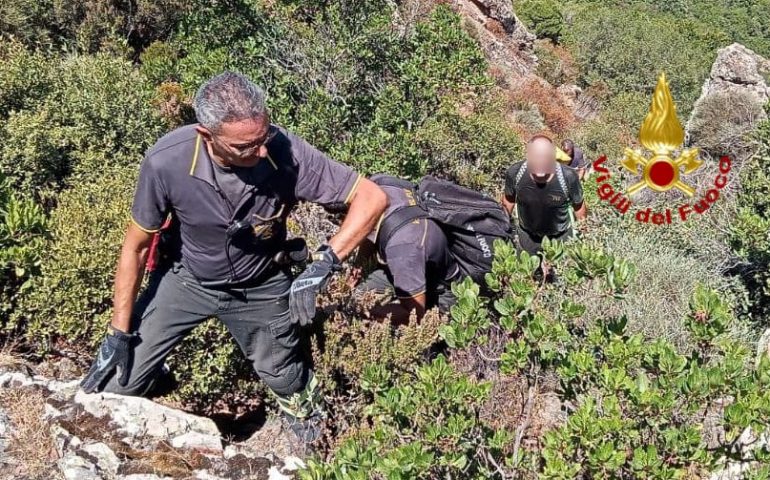 Capoterra, si perde durante un’escursione: lo salvano i Vigili del fuoco