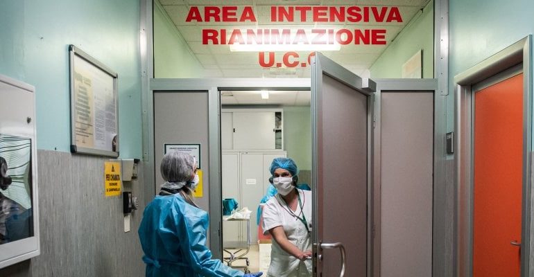 Terapie intensive: il tasso in Sardegna risale a 10% secondo Agenas