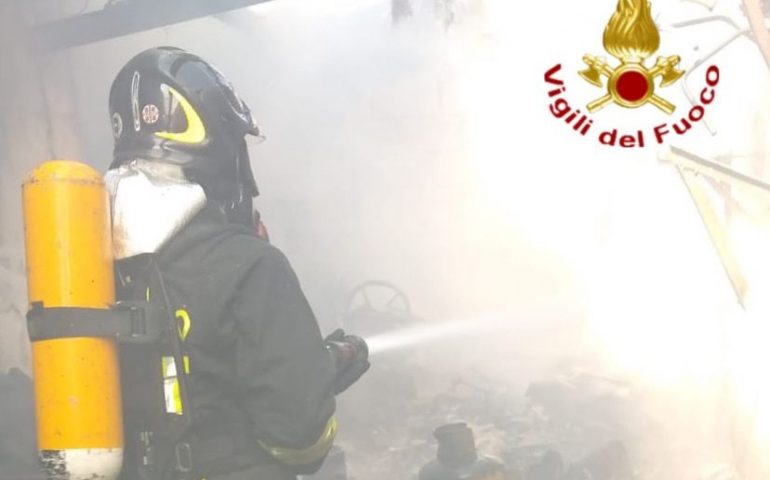 Sardegna, esplosione di una bombola di gas: gravi danni a un’abitazione