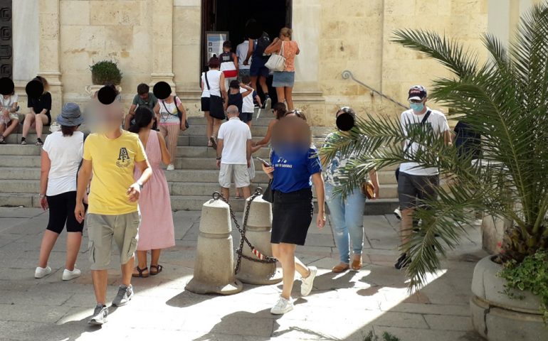 Cagliari, boom di turisti in città e camere tutte occupate: ecco come è andato agosto per b&b e altre strutture