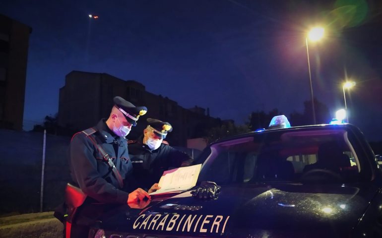 Sardegna, trovato un fucile con matricola abrasa nel fuoristrada: arrestato 53enne