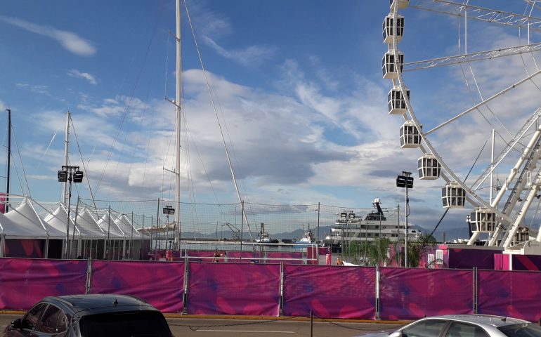 Il beach volley mondiale al porto di Cagliari: di fronte al mare al via le finali del World Tour 2021