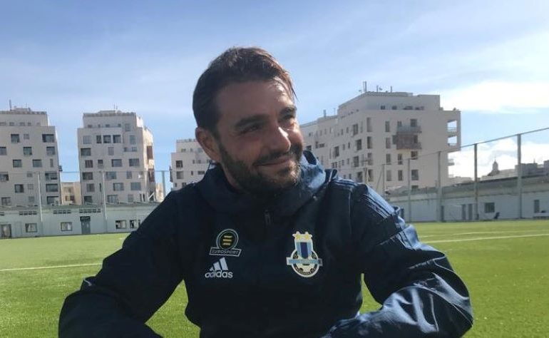 Cagliaritani nel mondo. Andrea Pisanu a Malta, da un’Isola all’altra per amore del calcio