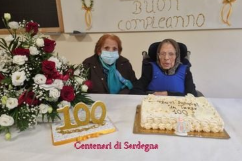 Oggi Selegas in festa per i 100 anni di Tzia Teresa Pibiri