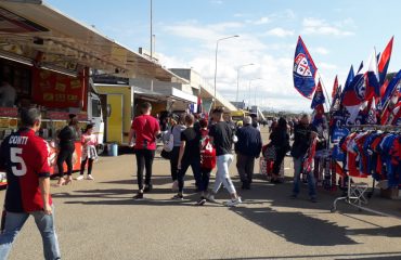 tifosi-stadio-unipol-domus-sardegna-arena-sant-elia