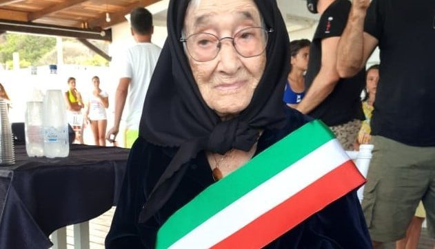 La Sardegna perde una delle sue centenarie. Si è spenta a 103 anni Tzia Elvira Orrù