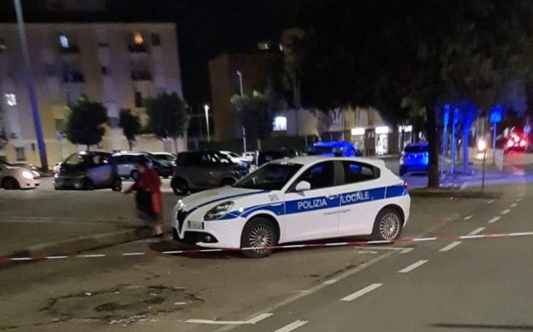 Cagliari, madre e figlia travolte da un autocarro sulle strisce pedonali: sono gravi