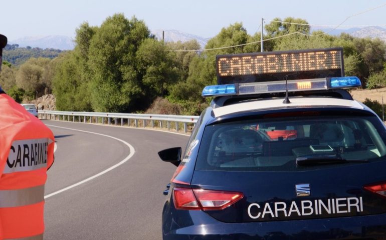 Sardegna, nascosti in casa quasi 5 kg di marijuana: arrestato 46enne