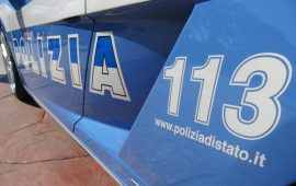 Polizia sequestra bastoni e altro materiale pericoloso prima di Cagliari-Napoli