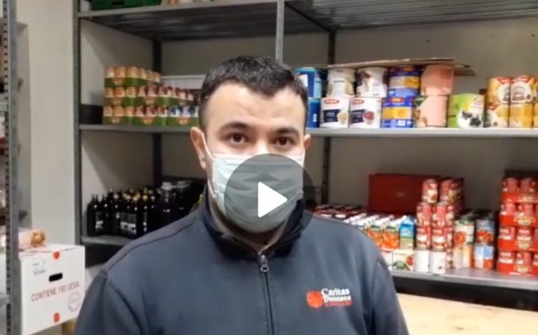 (VIDEO) Il Natale di chi lavora per il prossimo, lo chef Eugenio: “Nessuno deve sentirsi solo”