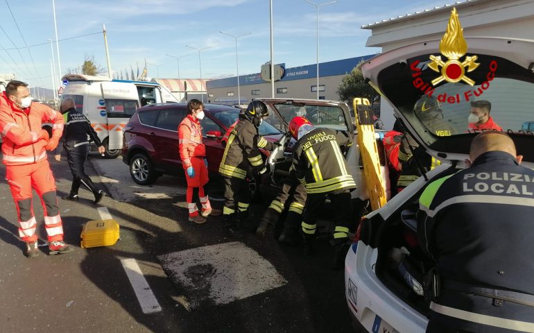 incidente-viale-marconi-cagliari (3)