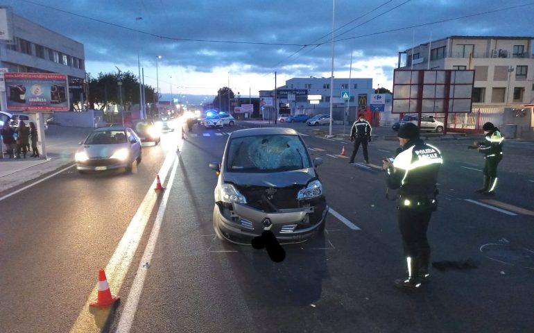 Cagliari, due ragazze travolte da un’auto all’alba: sono gravissime