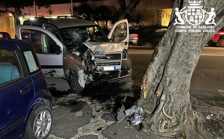 Tragedia a Cagliari: auto si schianta contro un albero, muore un 46enne. Ferita una donna