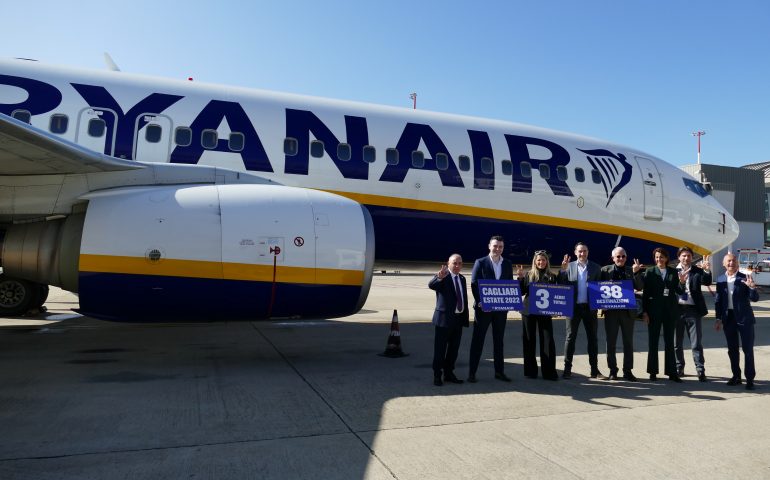 Cagliari, Ryanair prepara l’estate più ricca di sempre con 38 rotte e 300 milioni di dollari investiti