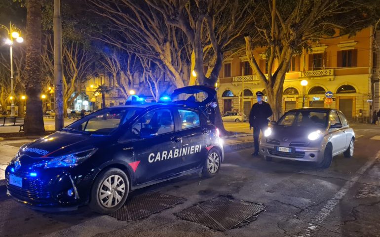 Cagliari, spaccio in piazza del Carmine: 41enne in manette
