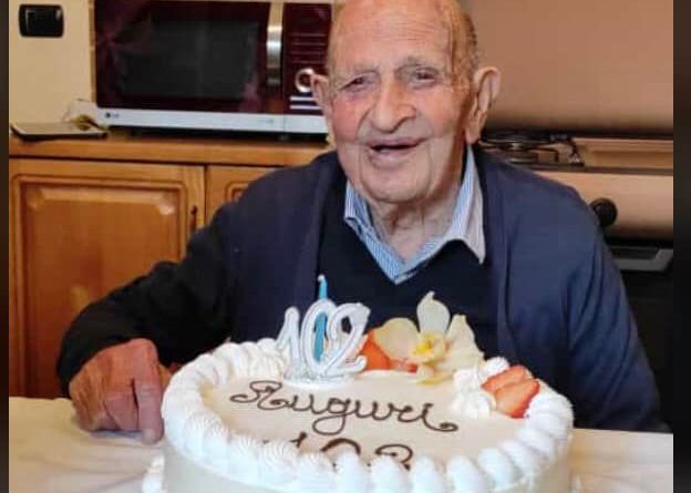 Sardegna terra di longevità, “tziu” Mario Firinu di Villagrande festeggia 102 anni