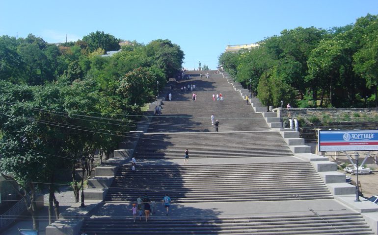 Lo sapevate? La scalinata Potëmkin di Odessa, oggi scenario di guerra, fu progettata da un sardo