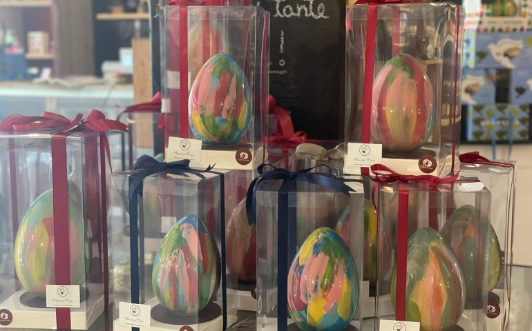 Cosa regalare per Pasqua? Le uova di cioccolato del maitre chocolatier campione d’Italia Maurizio Frau