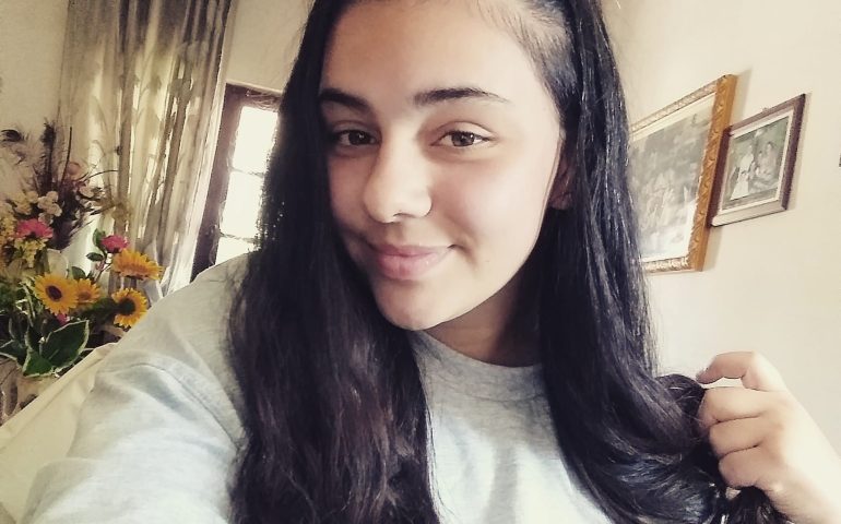 Dolore e cordoglio a Capoterra per la morte di Alessia Pisano, 17enne vittima di un tragico incidente