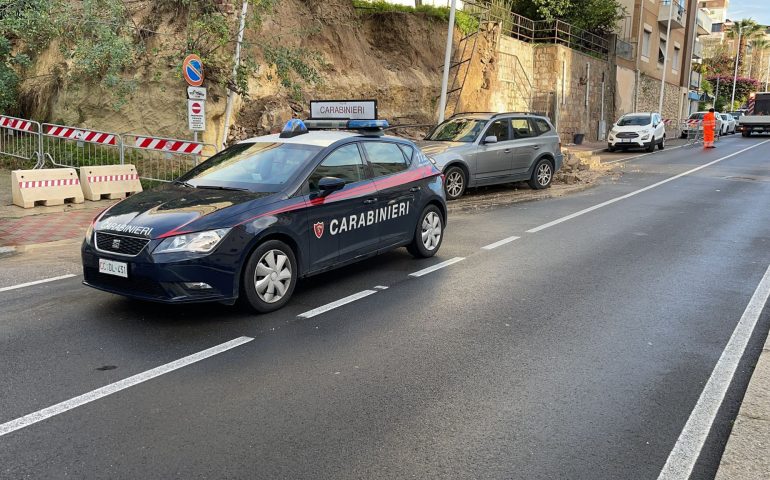 Sardegna, ubriaco provoca incidente in cui resta ferita 17enne: denuncia e ritiro patente per 25enne