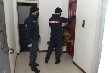 carabinieri-droga-perquisizioni