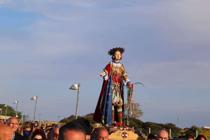 (FOTO) Sant’Efisio torna a essere festeggiato “in pompa magna”: è festa grande a Nora