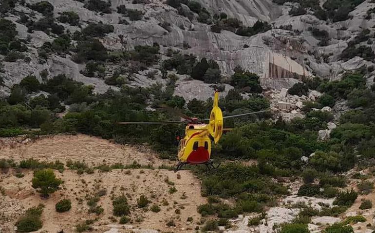 Soccorsi in elicottero, la proposta di Corrias: “Gli imprudenti contribuiscano alle spese”