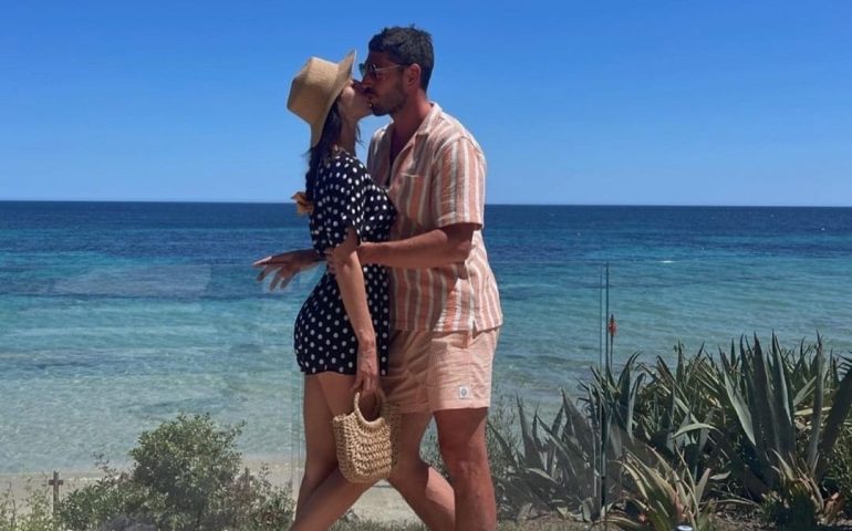 (FOTO) Ignazio Moser e Cecilia Rodriguez bellissimi e innamorati durante le loro vacanze in Sardegna