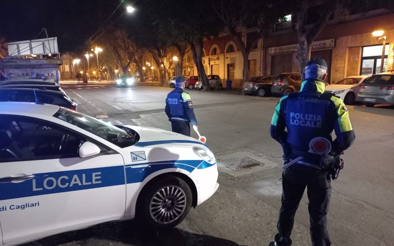 Cagliari, controlli nella notte della Polizia Locale: tre patenti ritirate per guida in stato di ebbrezza