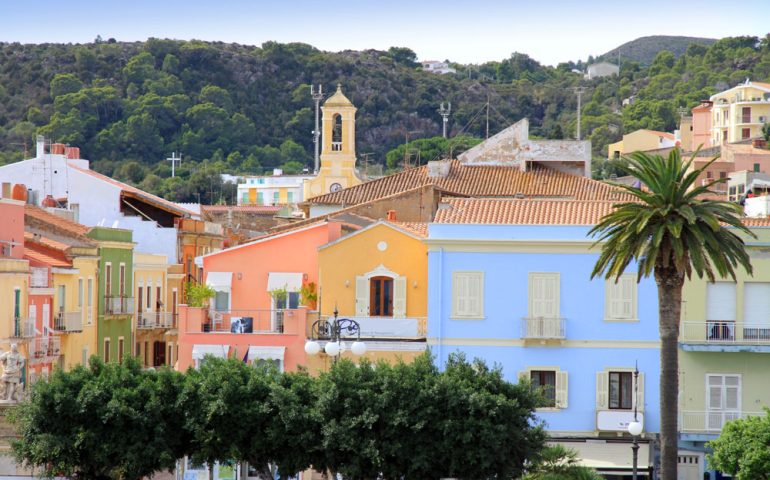 Ponte del 1 maggio: 4 località sarde tra le 30 più gettonate dagli italiani per le vacanze