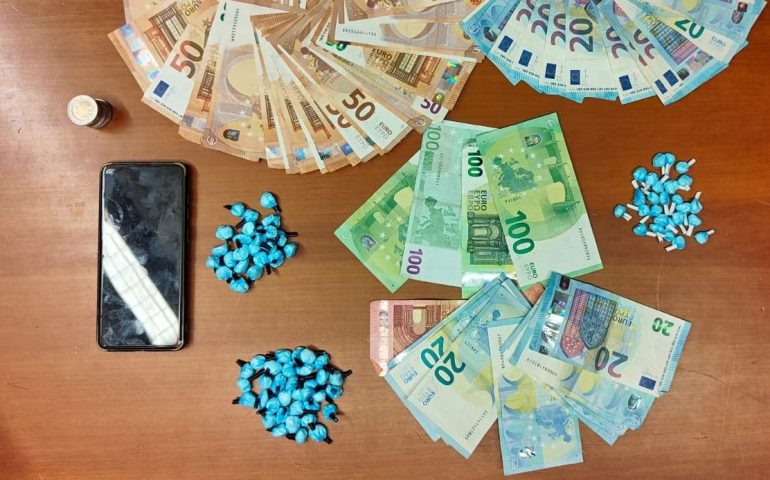 Sardegna, trovato con 84 dosi di cocaina: arrestato un 50enne