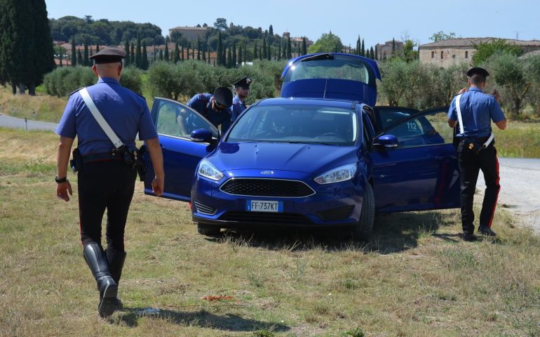 Sardegna, al volante ubriaco e sotto l’effetto di cocaina causa un incidente: 33enne denunciato