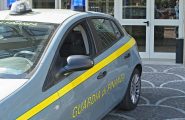Porto Cervo, residence fantasma su una spiaggia rinomata: stanze abusive e milioni evasi