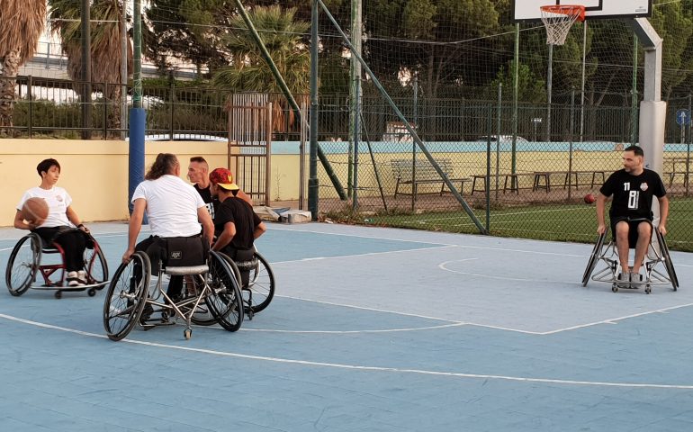 Il basket in carrozzina per la prima volta al Poetto con il Trofeo dedicato a Carmelo Canu