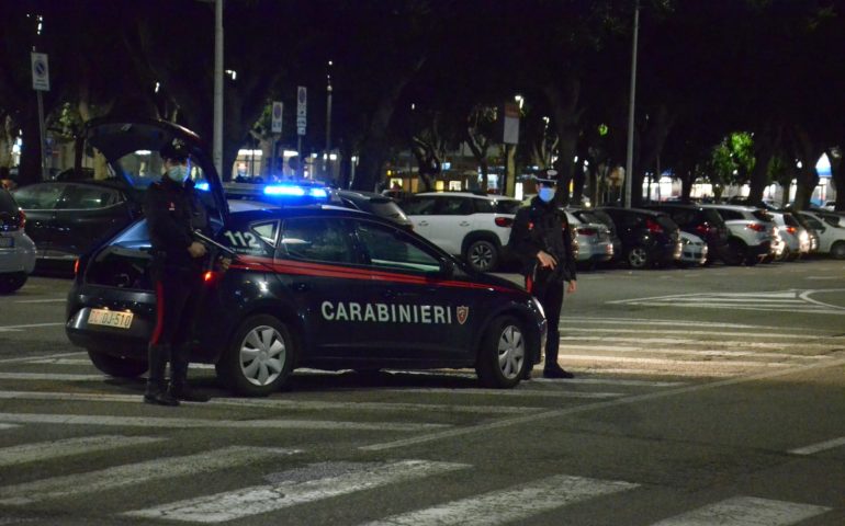 Droga e farmaci per lo sballo: due pusher denunciati a Cagliari