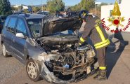 Sardegna, grave incidente frontale tra un’auto e un furgone: cinque feriti trasportati all’ospedale