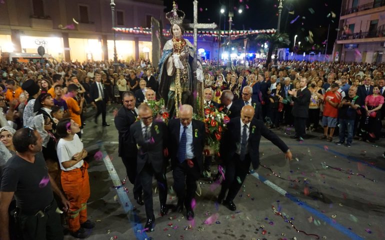 Quartu, grandi festeggiamenti per Sant’Elena: ieri la processione solenne oggi il concerto di Giusy Ferreri