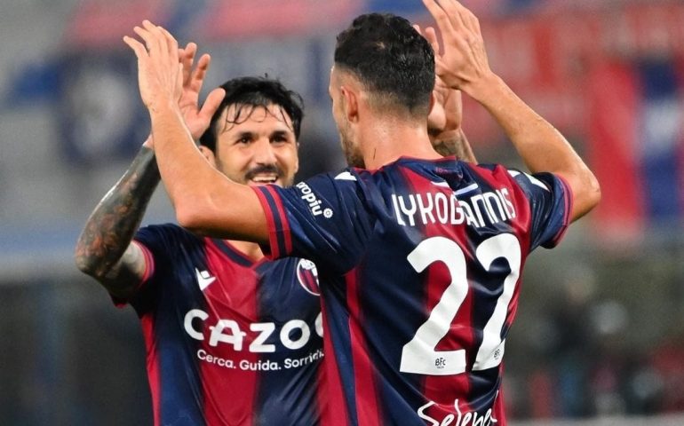 Cagliari, addio Coppa Italia: il Bologna domina ma vince 1-0. Decisivo l’ex Lykogiannis