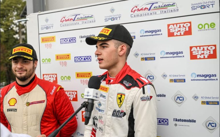 Il 17enne Lorenzo Cossu trionfa al Campionato Italiano Gran Turismo: quattro chiacchiere con il giovane pilota sardo