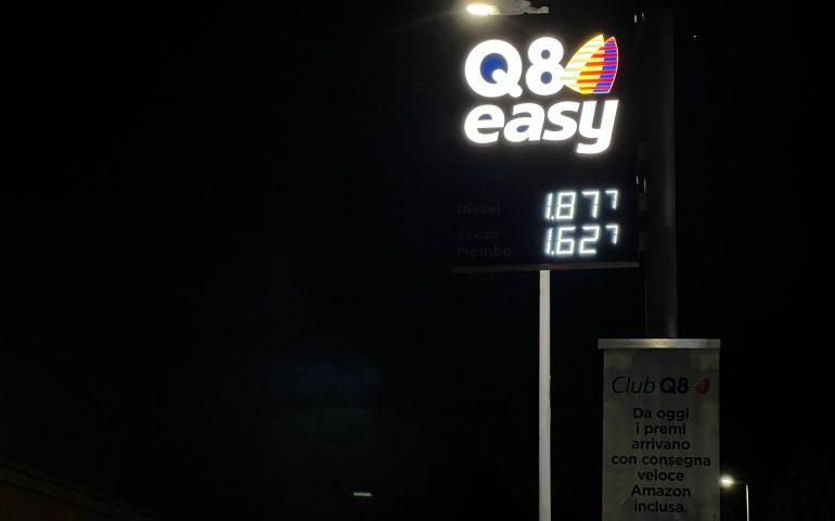 Prezzi dei carburanti di nuovo alle stelle: il gasolio tocca gli 1,9 euro al litro