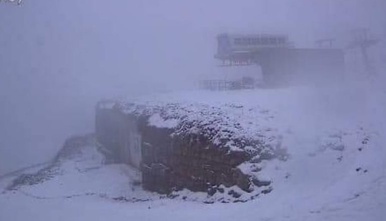 (FOTO) Sardegna, la neve ritorna a imbiancare il Gennargentu