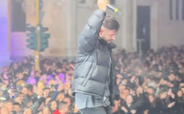 Sul palco del concertone di Capodanno anche Dany Cabras per un pieno di comicità