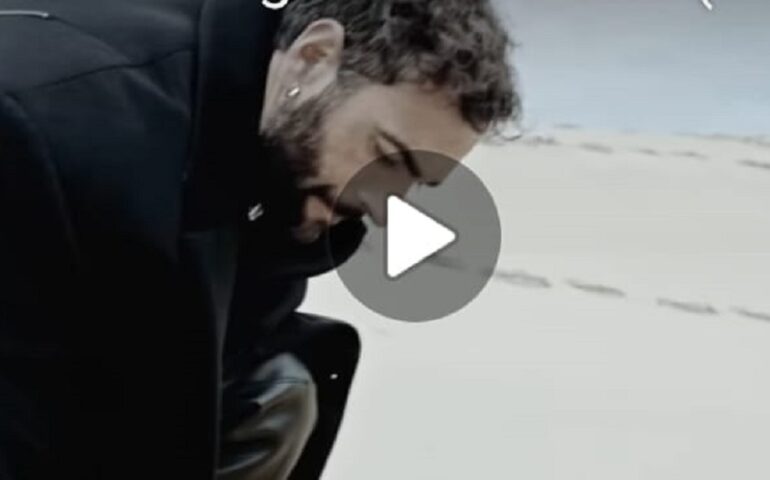 (VIDEO) Il video di “Due Vite” del superfavorito di Sanremo Mengoni è tutto ‘Made in Sardinia”