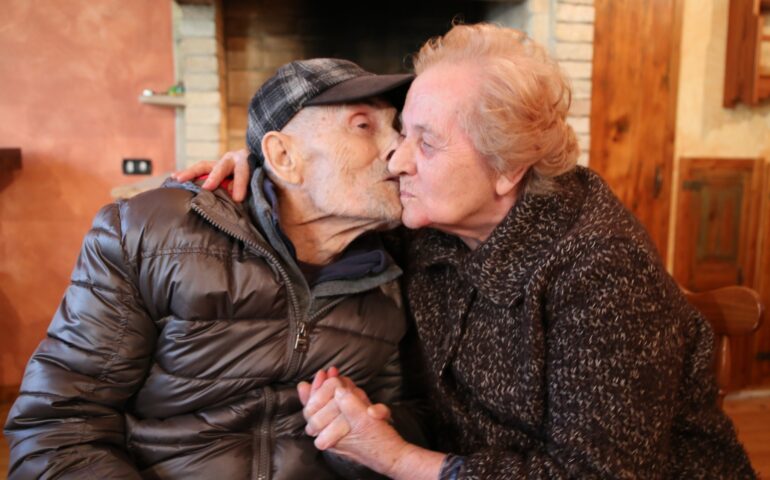 Tziu Vincenzo e Tzia Severina da Sinnai: 70 anni di matrimonio e non sentirli
