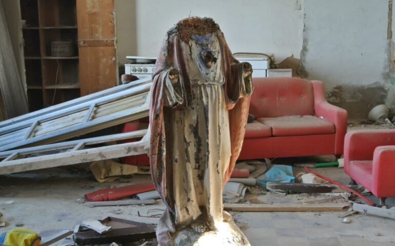 (FOTO) Lo sapevate? In Sardegna si trova un ex orfanotrofio abbandonato che mette i brividi