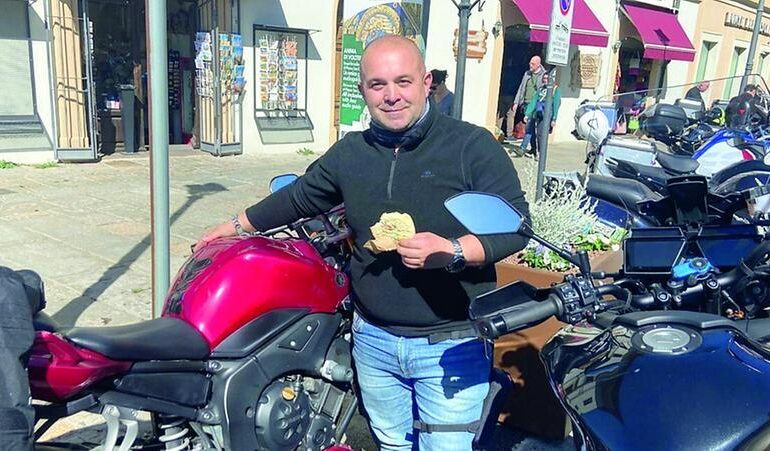 Schianto frontale tra moto e furgone: perde la vita un 50enne di Quartu Sant’Elena