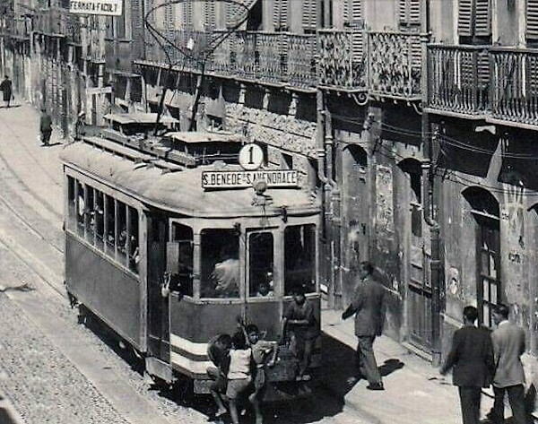 tram