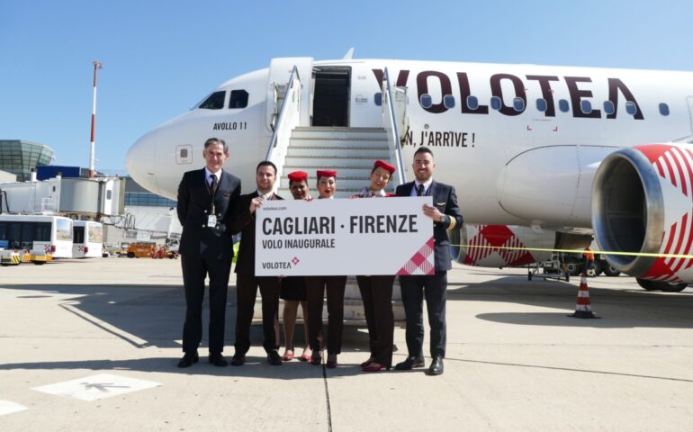 Da Cagliari a Barcellona e Firenze con volo diretto: le due nuove tratte inaugurate da Volotea