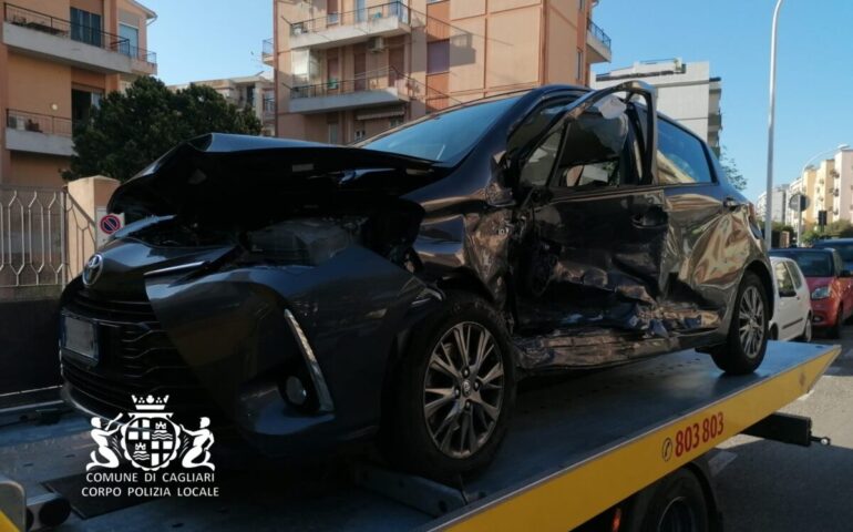 Cagliari, due feriti gravi in un incidente: un ragazzo operato d’urgenza